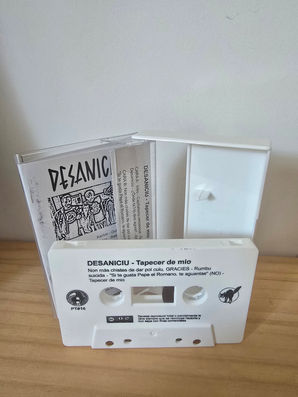 DESANICIU "TAPECER DE MIO"